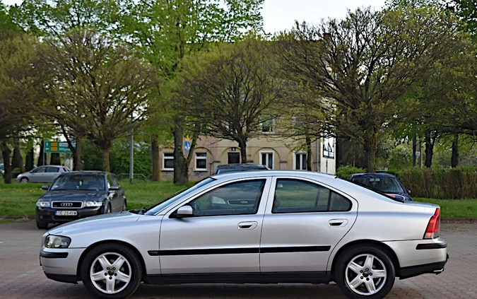 Volvo S60 cena 14499 przebieg: 310000, rok produkcji 2003 z Elbląg małe 232